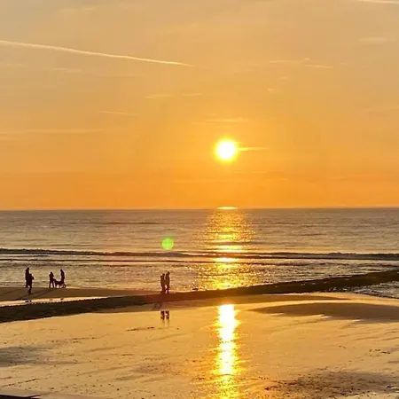 Holiday home Near Sint Maartenszee