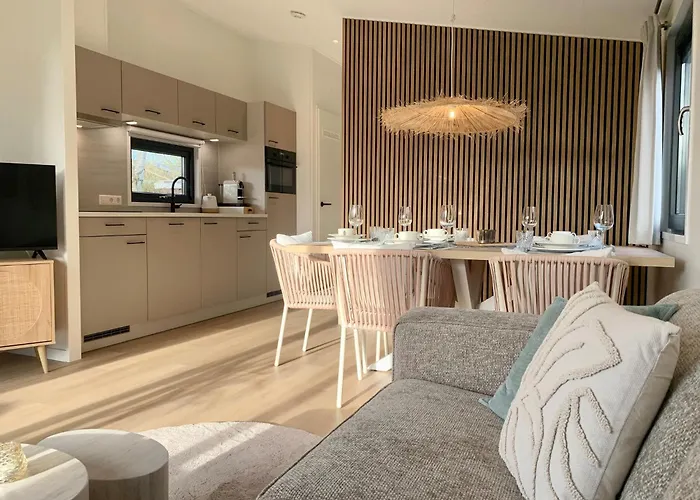 Near Sint Maartenszee Tatil Evi